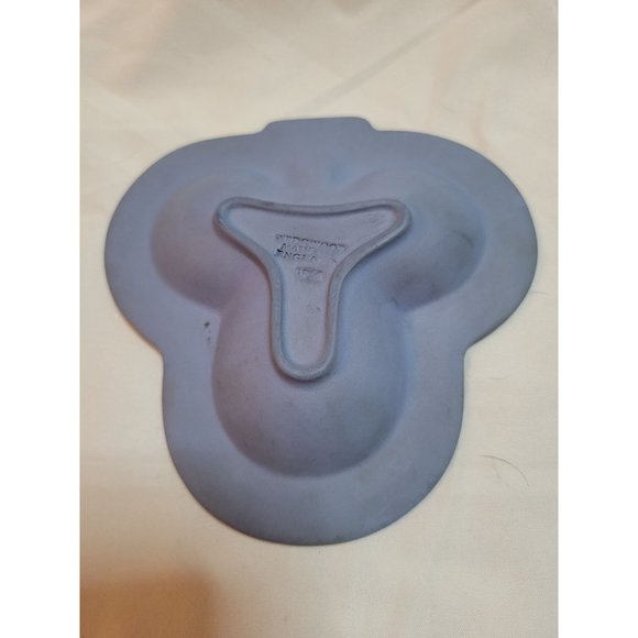 Vintage Wedgwood Blue Jasperware, Set of 3 Card Suit dishes - Picture 4 of 8